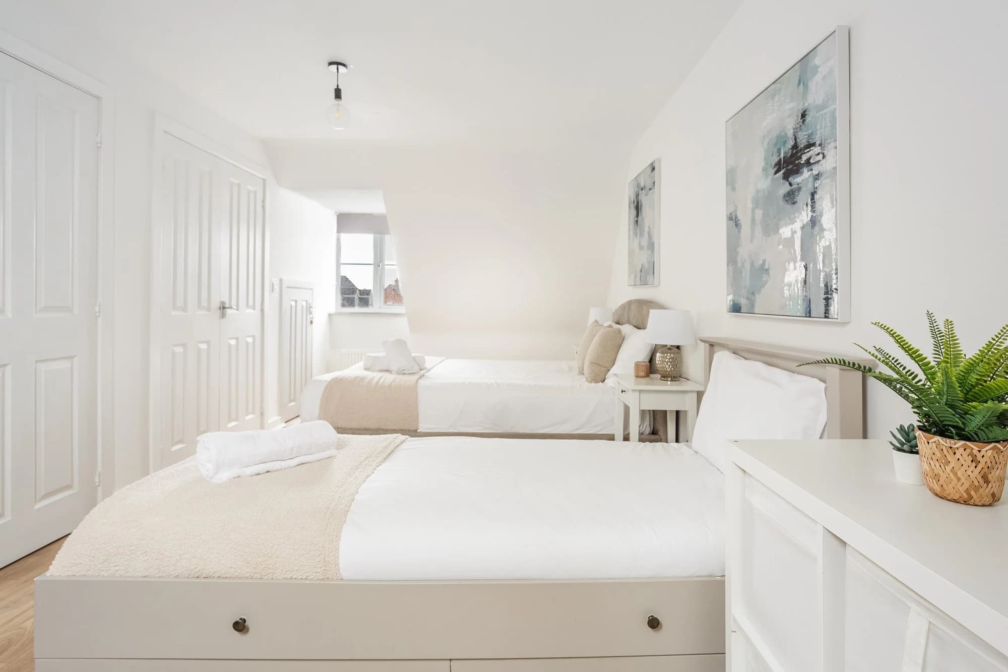 Clean twin bedroom in managed contractor accommodation