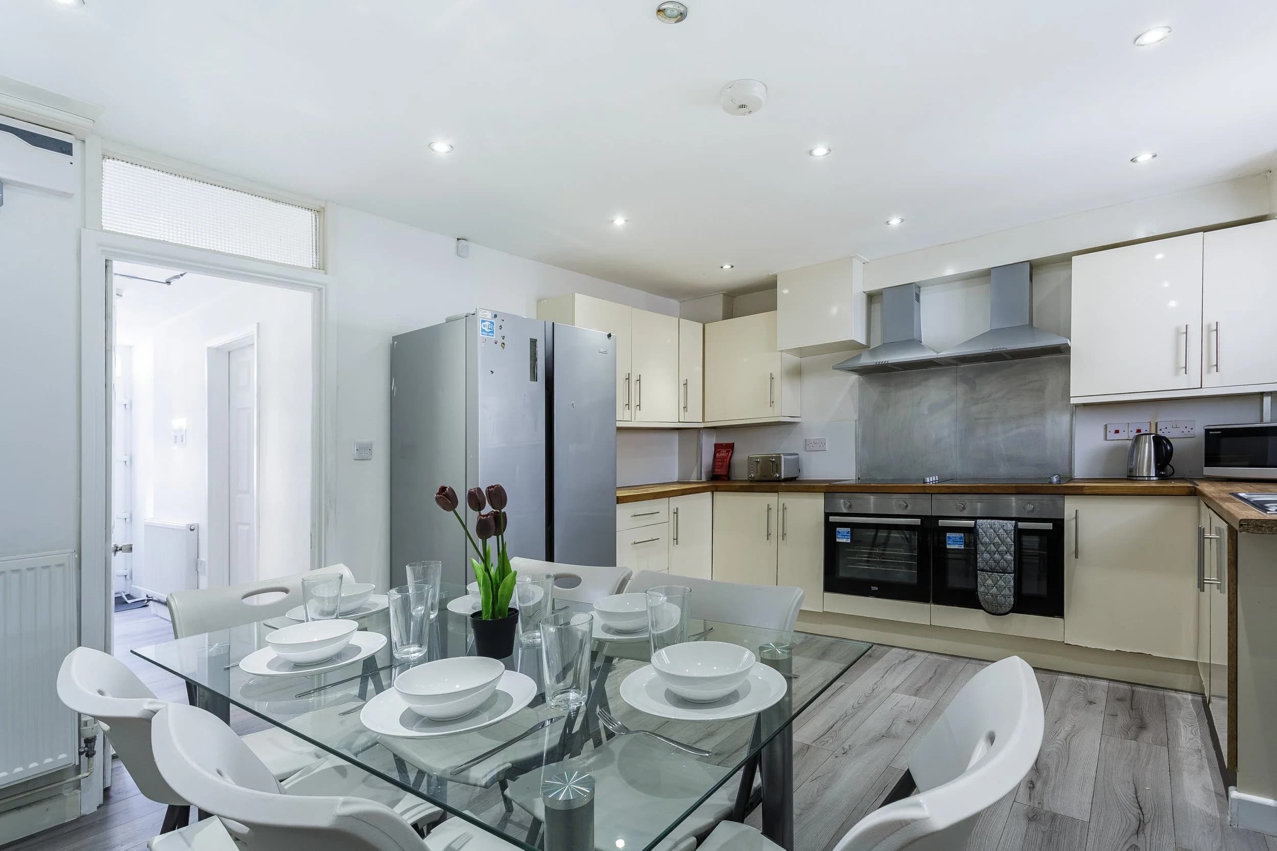 Contractor accommodation kitchen and dining area